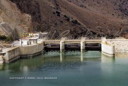 Image du Maroc Professionnelle de  Le Barrage Allal Al Fassi est situé dans la Province de Sefrou sur Oued Sebou avec un volume de stockage de 63.7 Mm3, il contrôle un bassin versant de 5.400 km2. Ce Barrage a été mis en service en 1990. But de l'ouvrage  production d'électricité, irrigation et protection contre les crues, Jeudi 8 septembre 2005. (Photo / Abdeljalil Bounhar) 